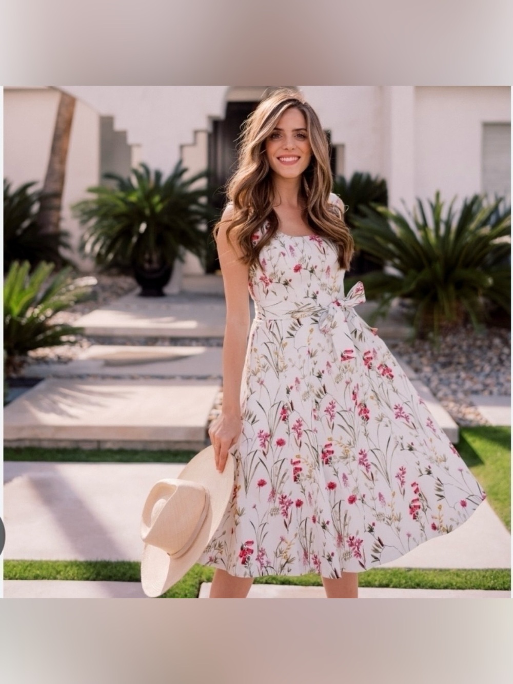 Gal Meets Glam Midi Dress with feminine Floral Print; Size 0, Like New!